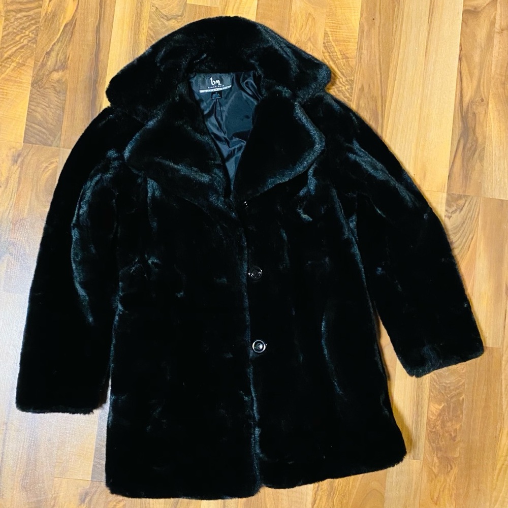 💁🏻‍♀️Fur super warm and soft coat 🧥size S 💗👄